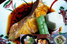 料理レッスン写真 - 味の決め手は日本酒!料理人の魚の煮付と、旬を楽しむ和食の数々を実演♪